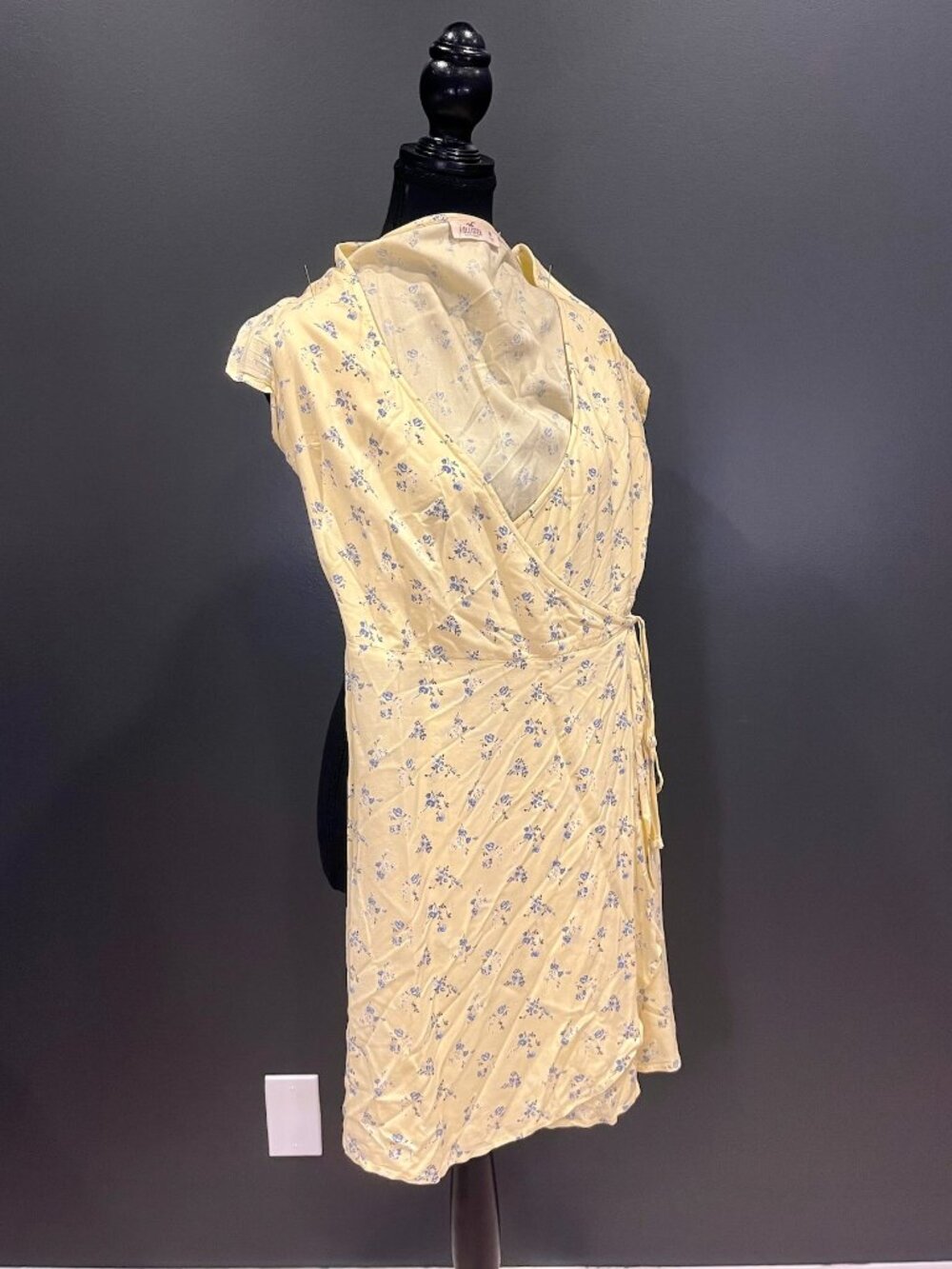 Hollister Yellow with Floral Short Dress